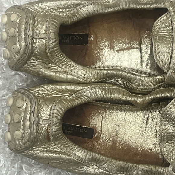 Louis Vuitton Metallic Gold Leather Bow Scrunch Slip On Loafers - Picture 4 of 12